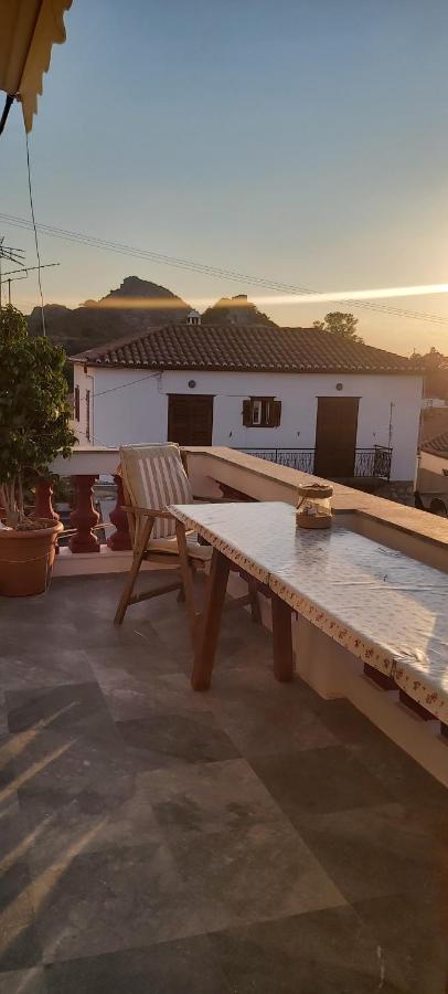 Tsitsinakis Traditional House Appartement